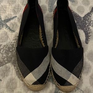 Burberry flats